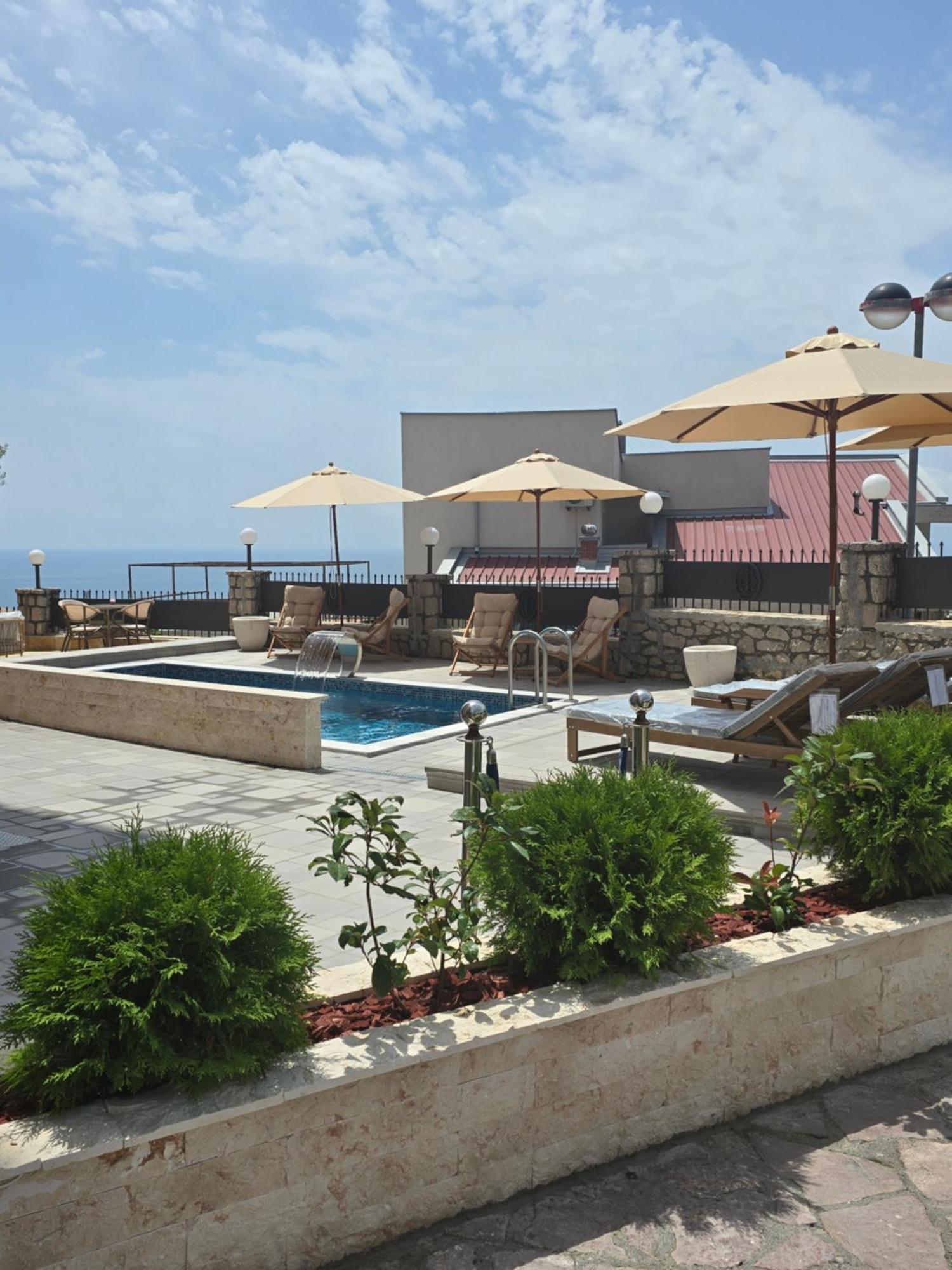 Apartments Mediteran Ulcinj Buitenkant foto